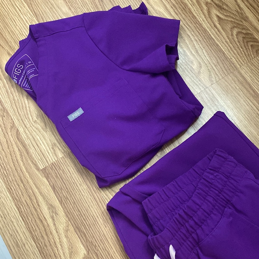 Figs scrubs set size Small (top XS)
